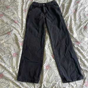 Black flare pants from urban outfitters. Size small.